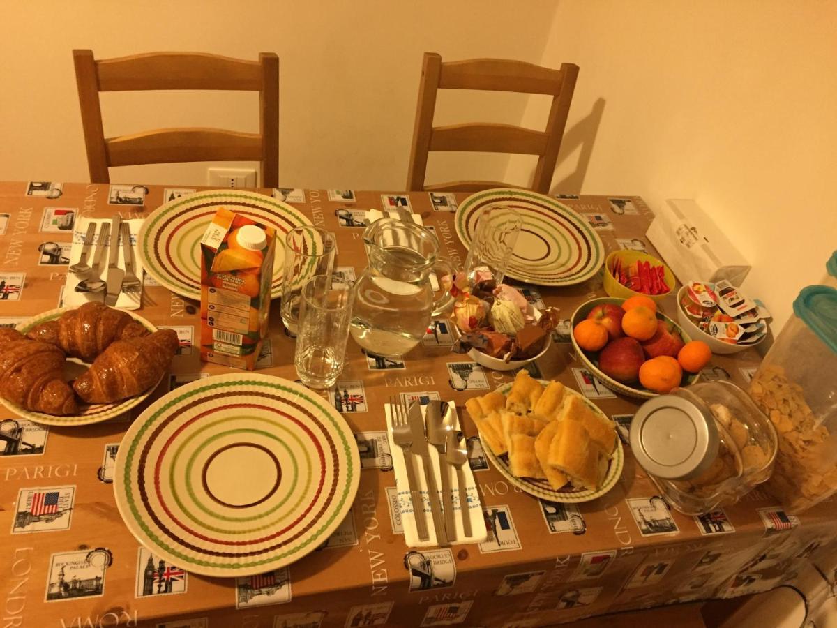 Celtic House B&B Varazze Bagian luar foto