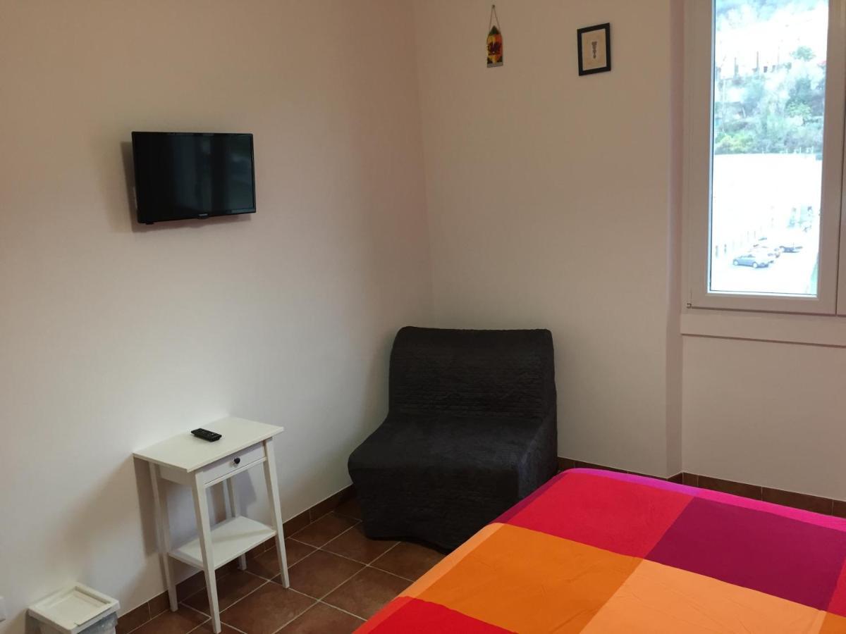 Celtic House B&B Varazze Bagian luar foto