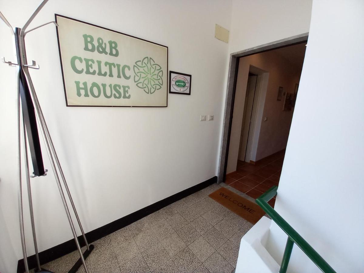 Celtic House B&B Varazze Bagian luar foto