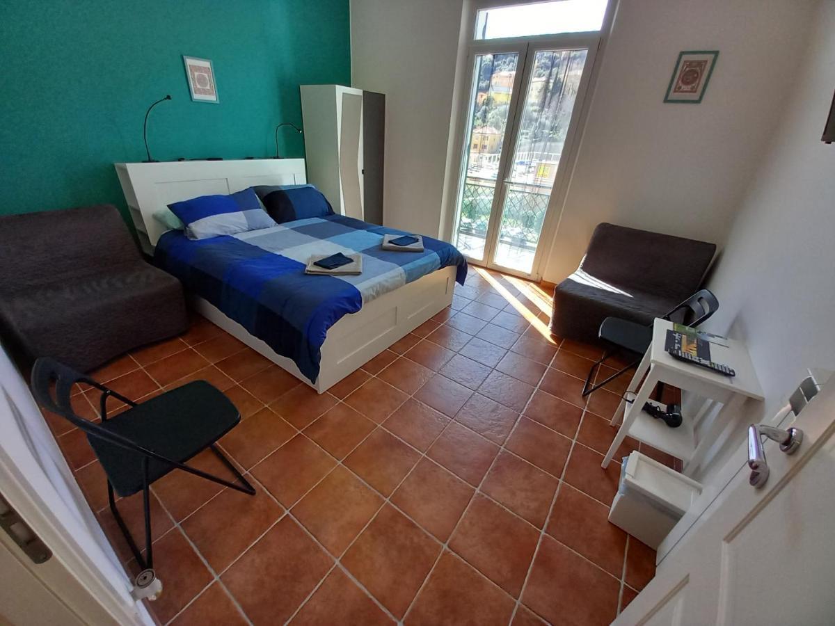 Celtic House B&B Varazze Bagian luar foto