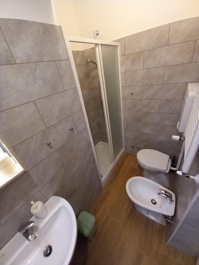 Celtic House B&B Varazze Bagian luar foto